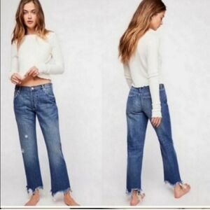 We The Free Button Fly Maggie Straight Leg Cropped Jeans